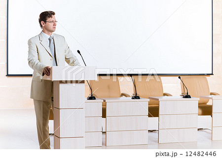 male speaker male speaker 12482446