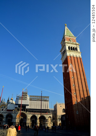 ヴェネツィア　サンマルコ広場 12485504