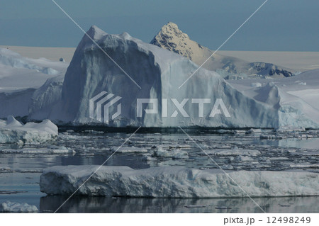 南極の風景 12498249