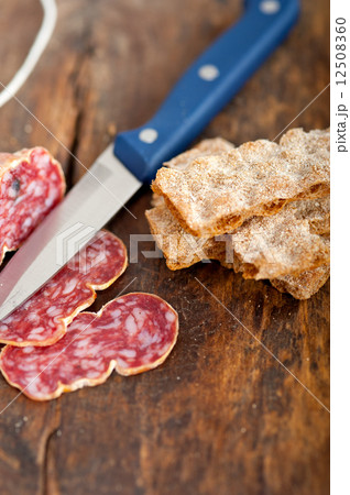 italian salame pressato pressed slicing 12508360