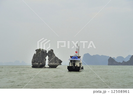 ベトナム ハロン湾 ベトナム ハロン湾 12508961