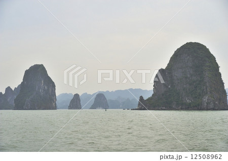 ベトナム ハロン湾 ベトナム ハロン湾 12508962