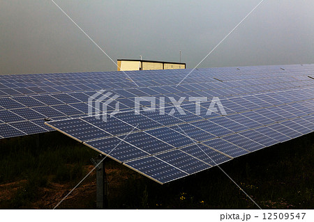 Power plant using renewable solar energy 12509547
