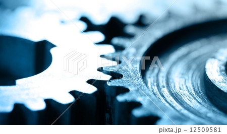 Three steel cogwheels 12509581