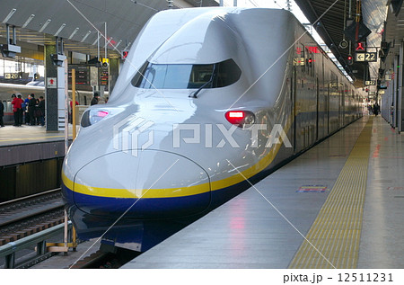 新幹線　E4系 12511231