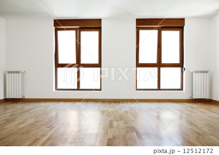 Empty interior room and windows 12512172