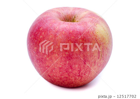 Red apple 12517702