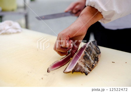 カツオのたたき 12522472