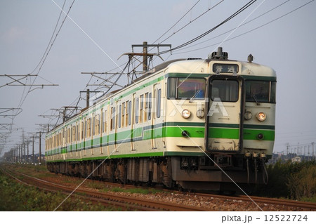 信越本線115系(5両:長岡⇔新潟) 信越本線115系(5両:長岡⇔新潟) 12522724