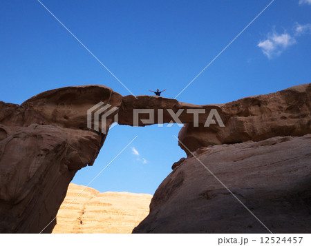 ワディ・ラム01 12524457