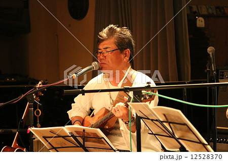 弾き語り 12528370