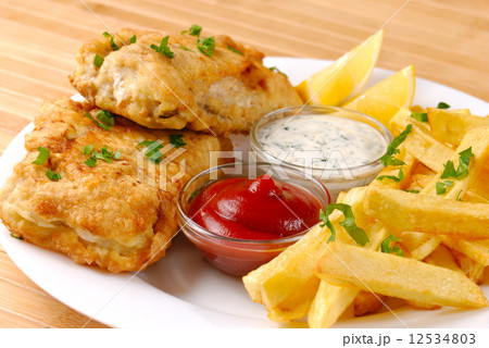 Fried fish and chips Fried fish and chips 12534803