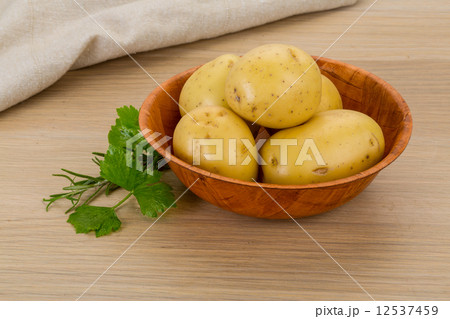 Raw potatoes 12537459