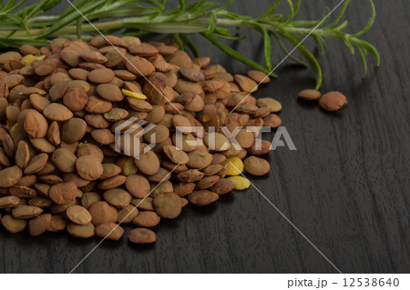 Raw lentils 12538640
