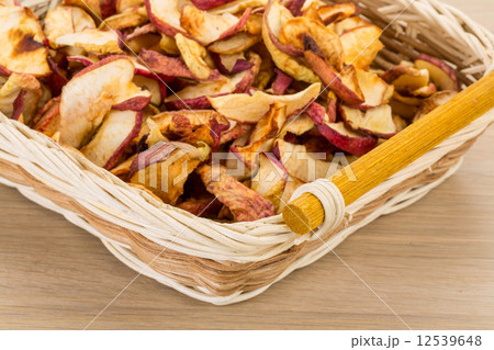 Apple chips 12539648