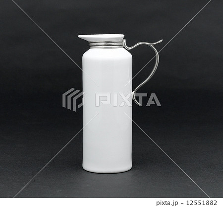 porcelain pitcher porcelain pitcher 12551882