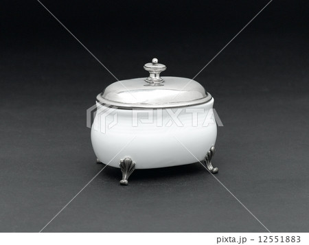 porcelain sugar bowl porcelain sugar bowl 12551883