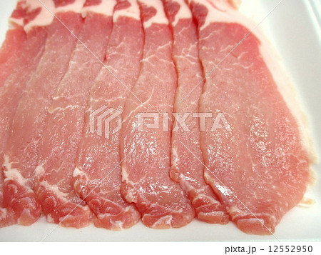 生姜焼き用の豚ロース 12552950