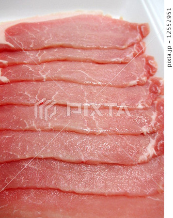 生姜焼き用の豚ロース 12552951