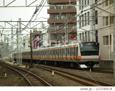中央線　E233系　吉祥寺駅 12556818