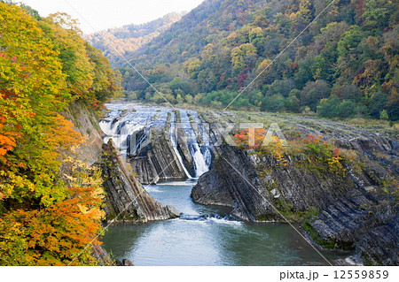 秋の千鳥ヶ滝 滝の上公園 夕張市 の写真素材