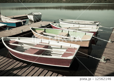 Floating Wooden Boats with Paddles 12562146