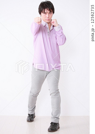 中年男性 中年男性 12562735