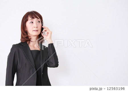 シニア女性　イメージ 12563196