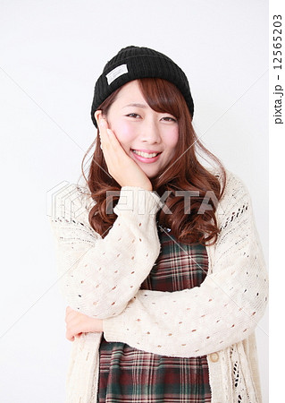 若い女性 汎用 イメージ 若い女性 汎用 イメージ 12565203