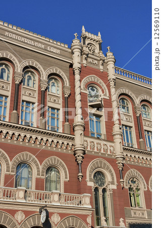 Facade of National Bank of Ukraine building 12569110