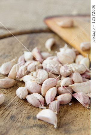 Organic garlic Organic garlic 12572036