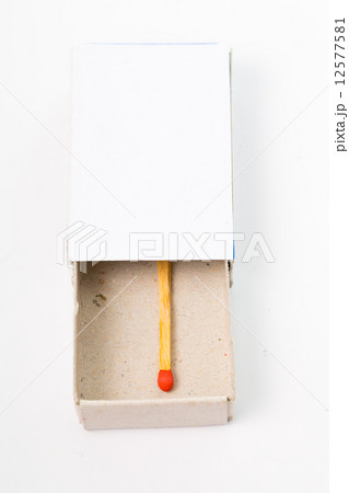Match and matchbox isolated 12577581