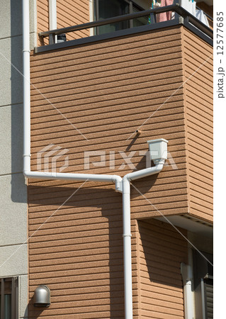 住宅の雨樋 12577685