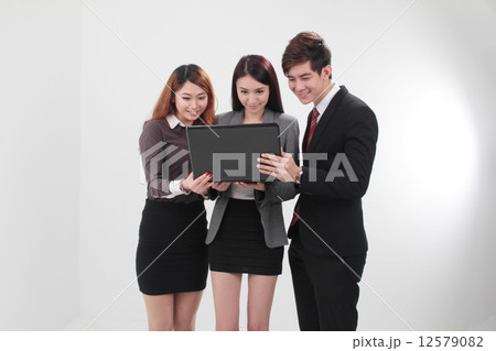 Group smile 12579082