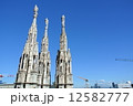 イタリア　ミラノ　ドゥオーモ  12582777