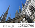 イタリア　ミラノ　ドゥオーモ  12582790