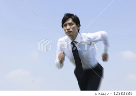 ビジネスマン 12583839
