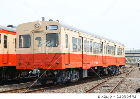 キハ30型気動車 キハ30型気動車 12595442