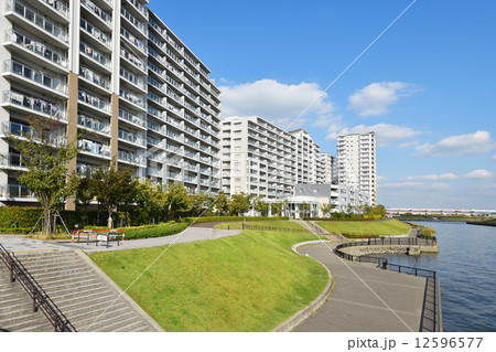 隅田川沿いの高層マンション 12596577