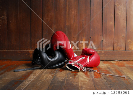 ボクシングジム 12598061