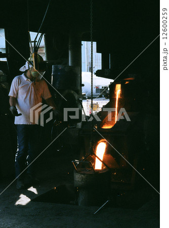 鋳物工場1 鋳物工場1 12600259