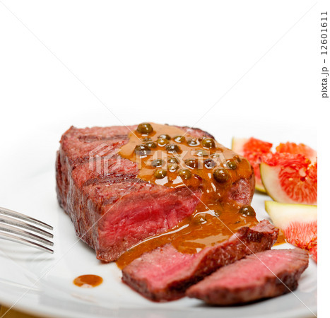 green peppercorn beef filet mignon green peppercorn beef filet mignon 12601611
