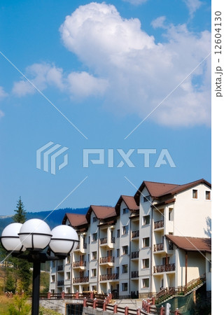 building 12604130