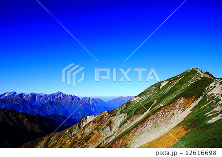 唐松岳と立山連峰 12616698