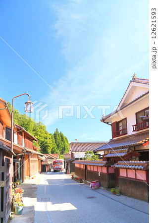 岡山県：吹屋の町並み 12621593