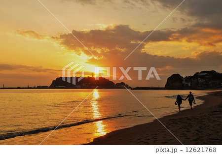 江の島の夕景-7 12621768