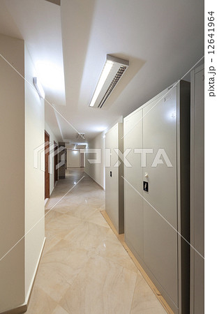 Corridor Corridor 12641964