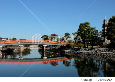 京都 宇治川の風景 京都 宇治川の風景 12643392