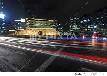 Sungnyemun Gate, Seoul, Korea Sungnyemun Gate, Seoul, Korea 12645355