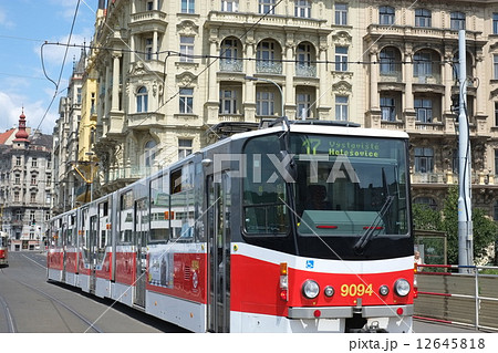 ブダペスト　路面電車 12645818